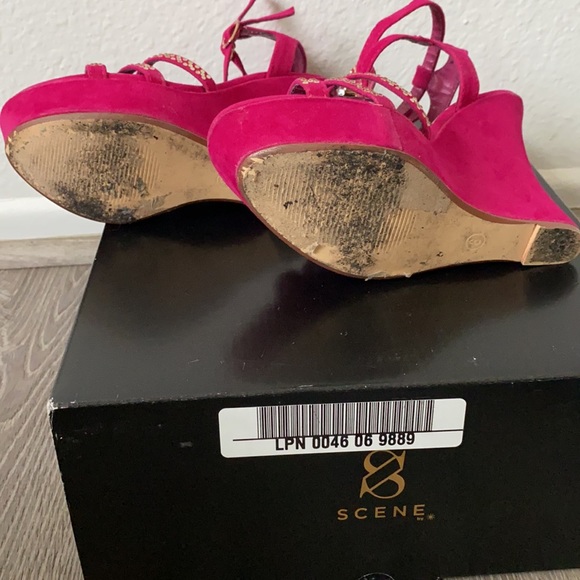 Fuchsia pink sparkle wedge sandals - Picture 4 of 6